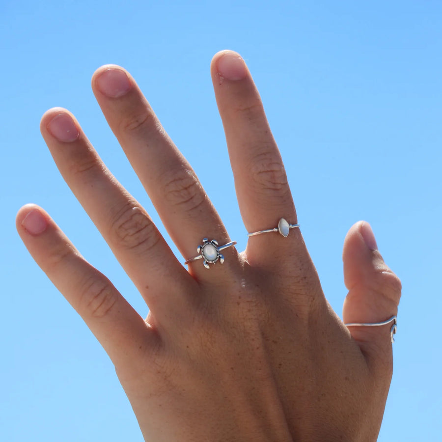 Miki Sea Turtle Mother Of Pearl Ring